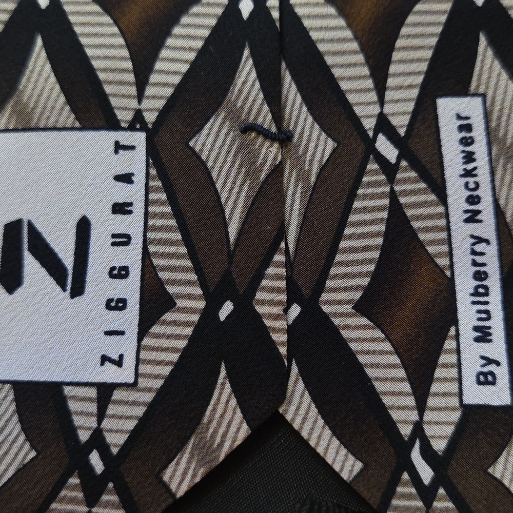 Ziggurat Vintage Silk Tie - Picture 3 of 4